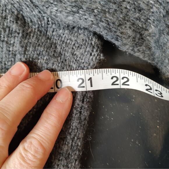 Banana Republic Petite Small Gray Wool Blend Sweater - Picture 2 of 7